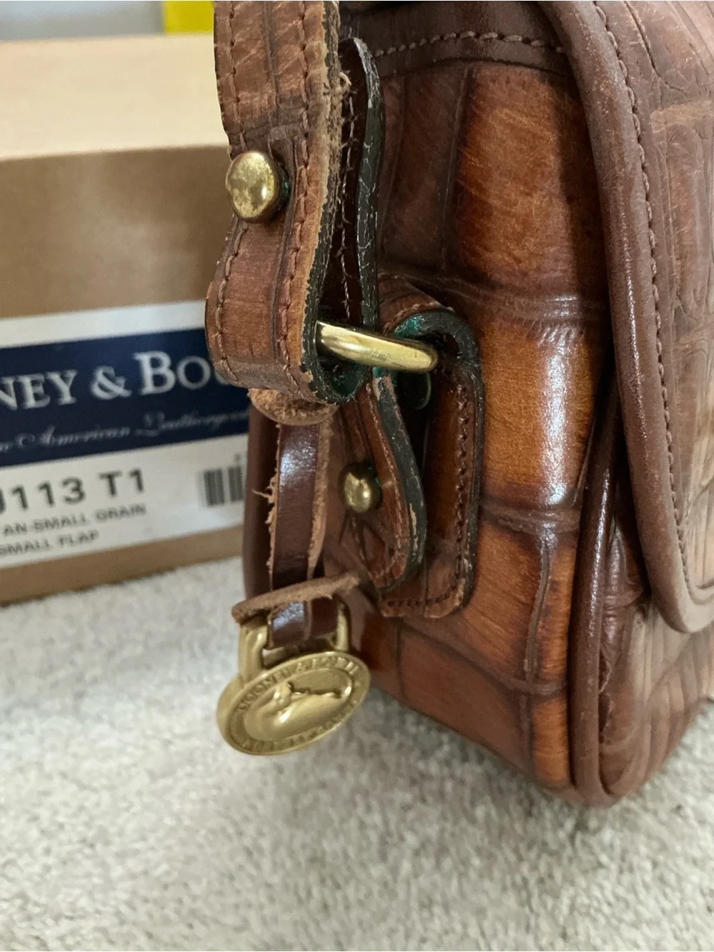 Small Bayou Leather Flap unused with box etc J113 T1
